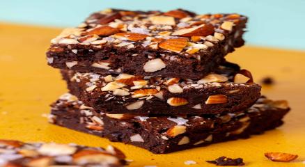 Best Fudgy Homemade Brownies Recipe